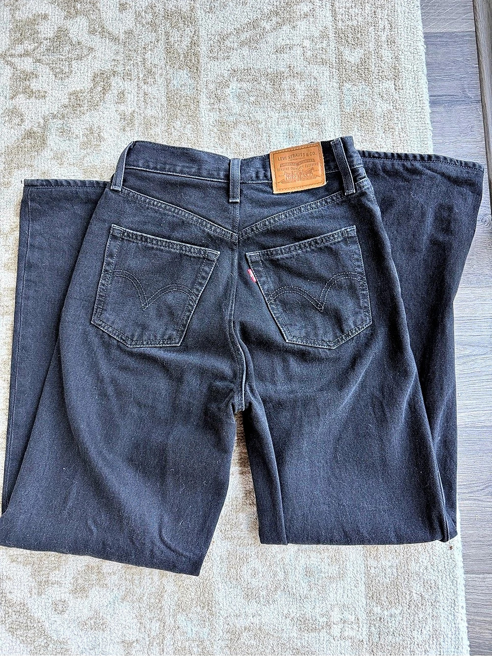Levi's Ribcage Straight Ankle Jeans - size 25 ISH (was 26 but had tailor bring i